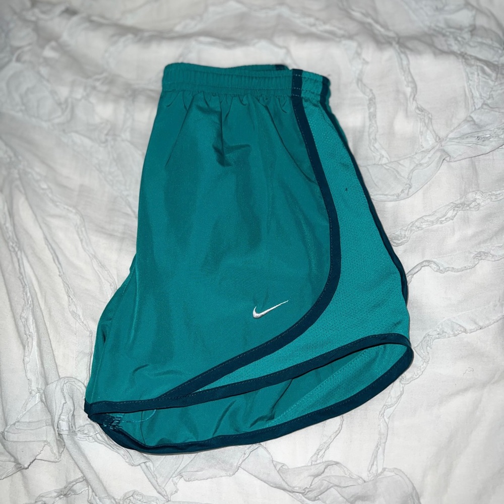 Women’s Nike Dry Tempo Shorts